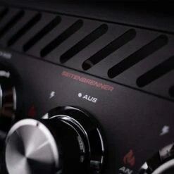 SANTOS S-518 All Black Mit Seiten- Und Heckbrenner, Schwarz, Inkl. Drehspieß, Rostheber & Silikonablage & Graviertes ZWILLING Pro Messer 21 SANTOS S-518 All Black Mit Seiten- Und Heckbrenner, Schwarz, Inkl. Drehspieß, Rostheber & Silikonablage & Graviertes ZWILLING Pro Messer -Grill Verkaufs-Shop 9db7a3ee99e3b99096103267946787a1