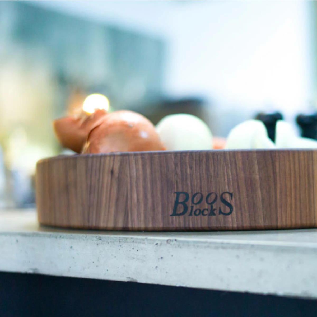 Boos Blocks Hackblock Stirnholz Classic, Walnuss Rund Ø 46 Cm 2 Boos Blocks Hackblock Stirnholz Classic, Walnuss Rund Ø 46 Cm – Bild 2