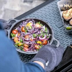 ZWILLING BBQ+ Silikon-Besteckablage, 45 X 31 Cm -Grill Verkaufs-Shop zwilling silikon besteckablage 45 x 31 cm 7ad61451014690e5e0cb54b7f5b1705a